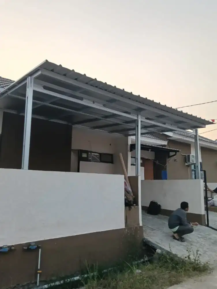 Pasang kanopi baja ringan