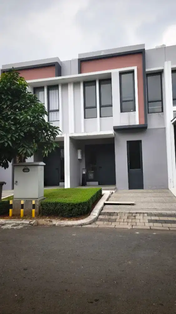 Rumah Brand New Di Cluster Baroni Gading Serpong