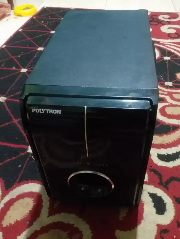 Subwofer Polytron