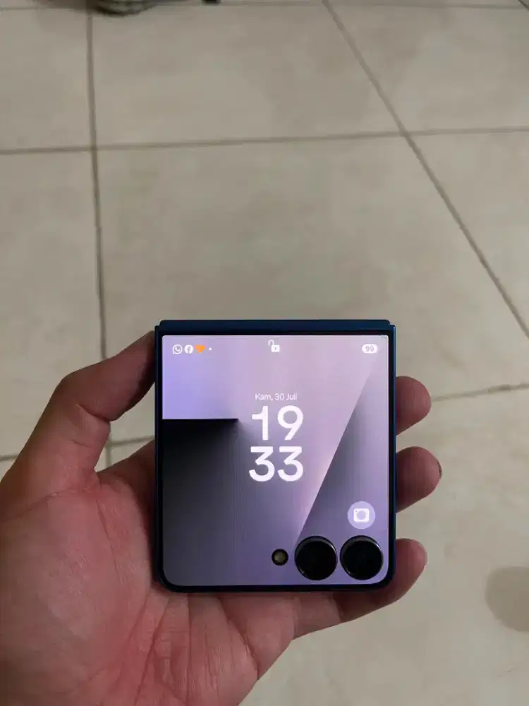 Samsung Z Flip 7 Biru 256gb