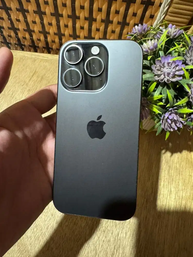 iPhone 16 Pro 128 GB Black Titanium
