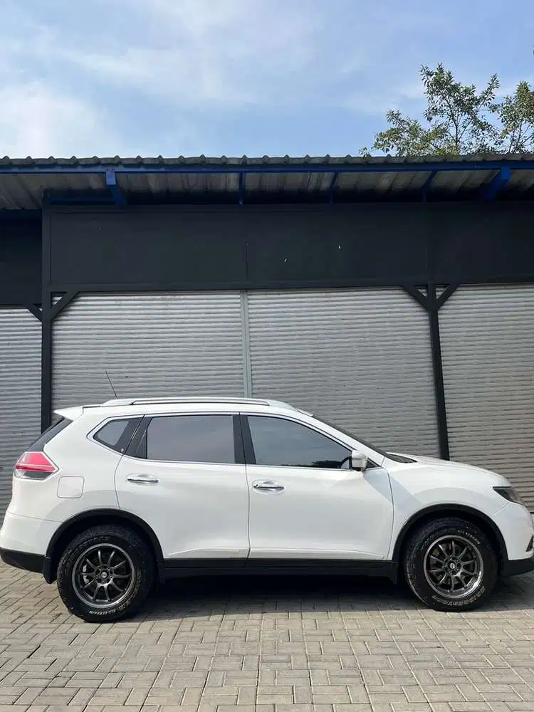 Nissan X-Trail 2015 Bensin