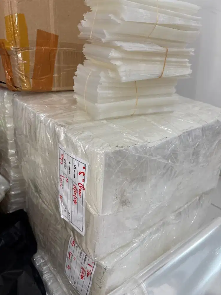 Dicari Staf packing Online Shop Khusus wanita