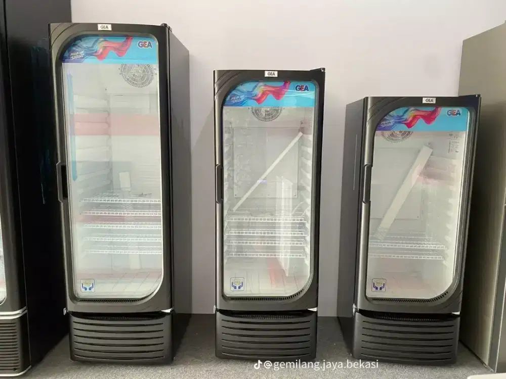 Showcase Gea 1 pintu cash dan kredit harian atau mingguan