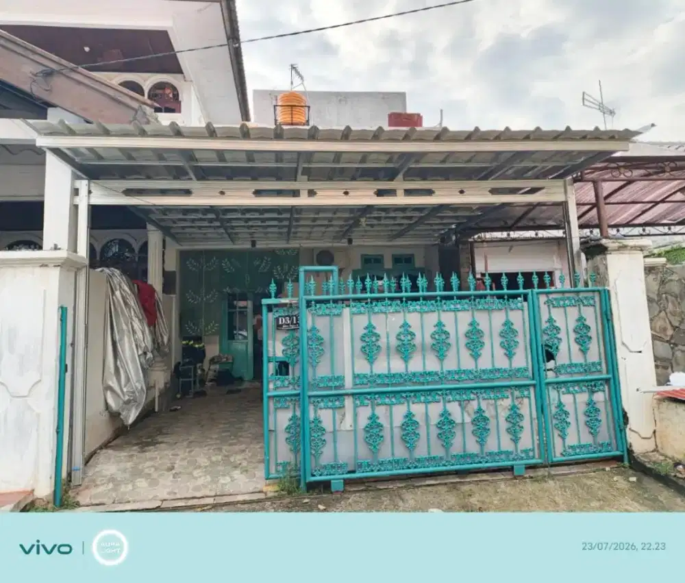 Kanopi baja ringan dan garasi