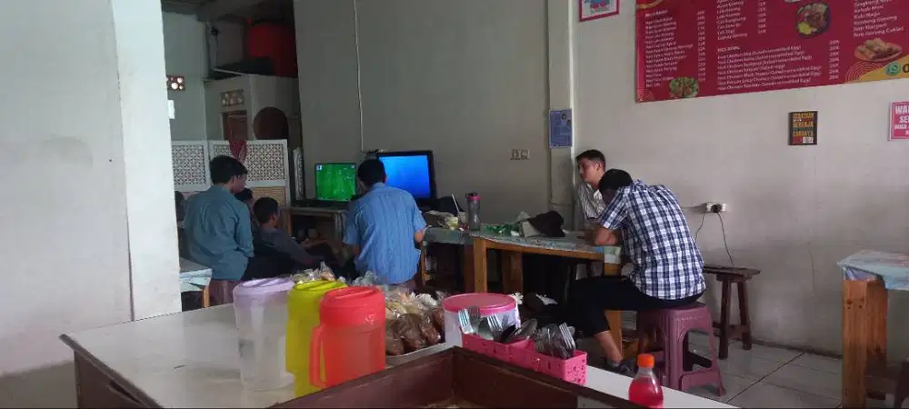 Dicari untuk di warkop laki-laki , usia 17-22, tamatan SD / SMP boleh