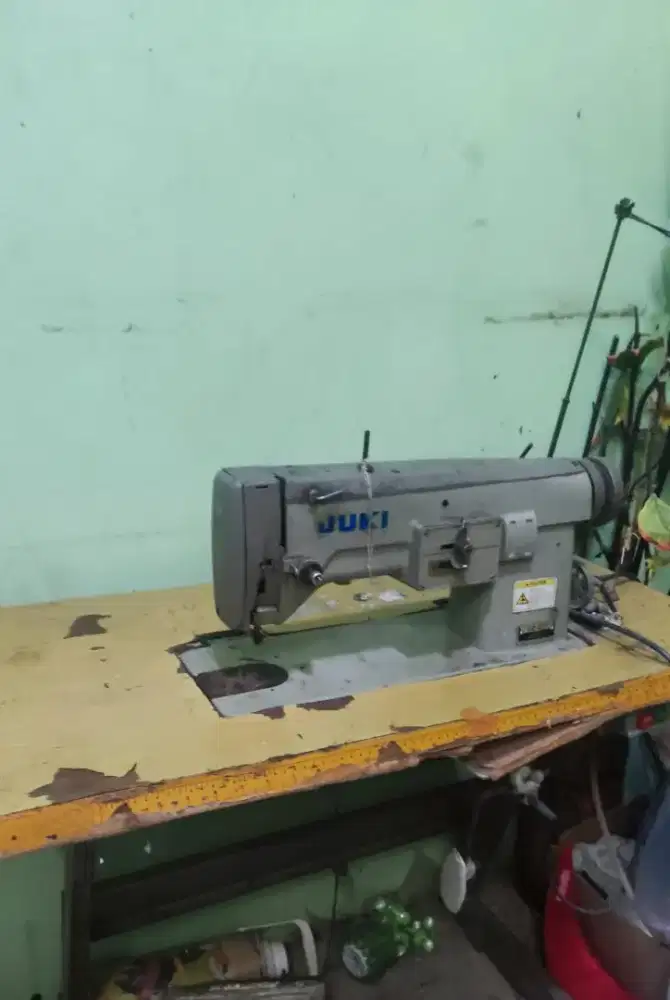 Mesin Bordir Industri Juki