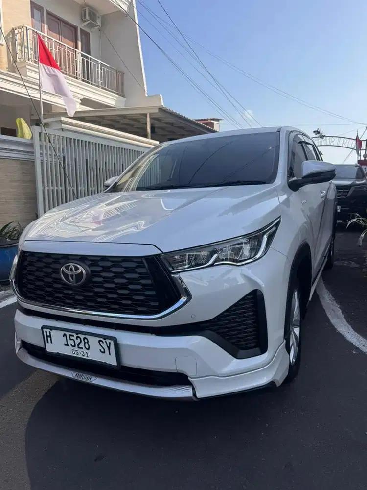 Zenix  v Hybrid MODELISTA