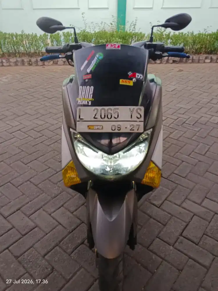 Yamaha nmax 155 abu abu