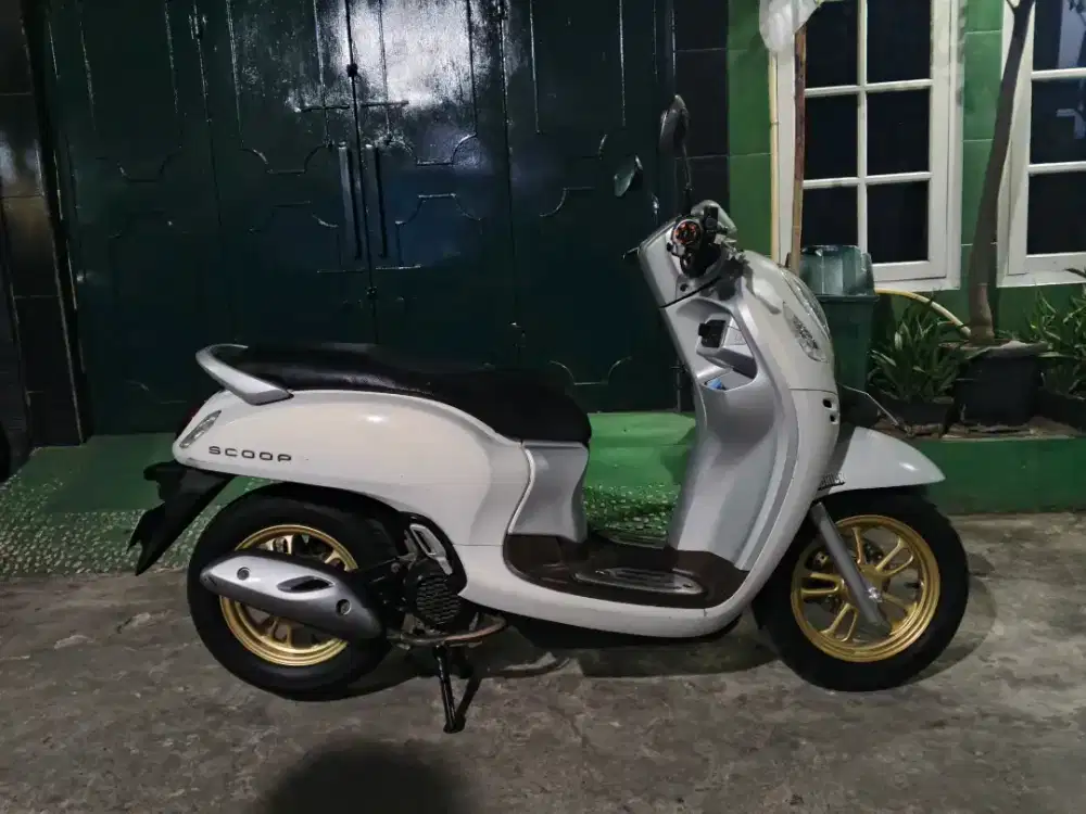 DIJUAL HONDA SCOOPY 2021(PRESTIGE)