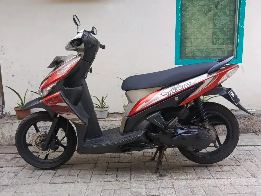 Vario karbu 2009 murah komplit