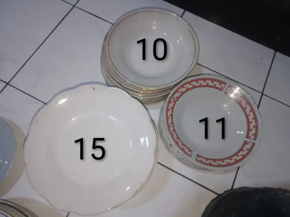 piring bekas layak pakai