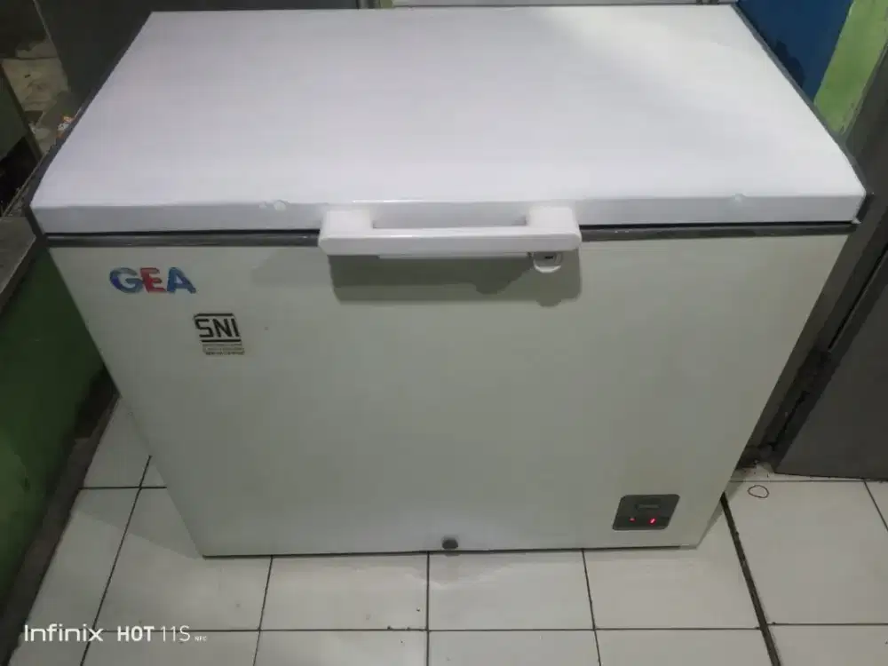 Jual bu freezer box kapasitas 210 liter orisinil