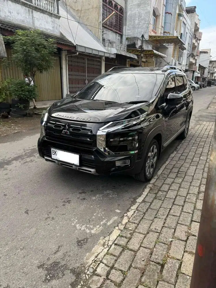 Mitsubishi Xpander Cross Premium Package 2023 Automatic Hitam