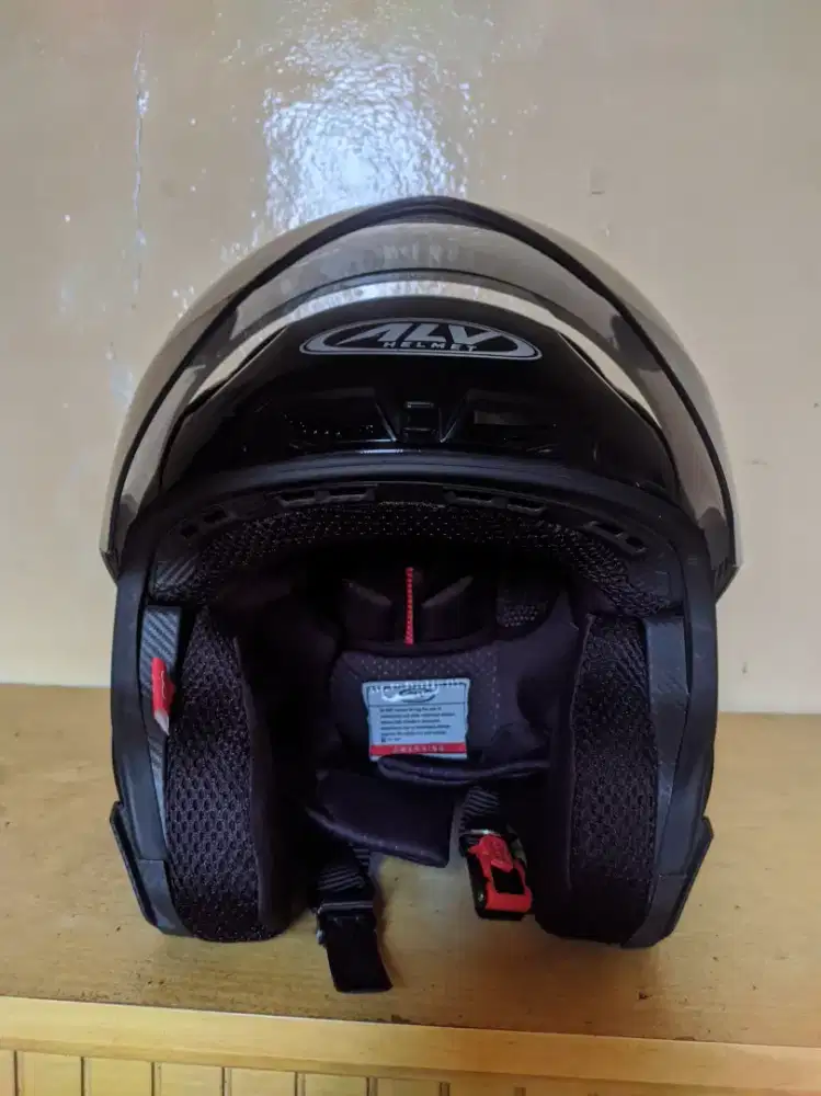 ALV Ultron Pro Black Glossy