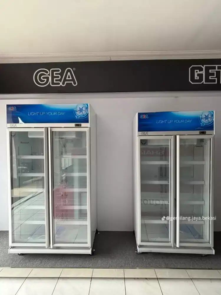 Showcase Gea Cash dan kredit harian atau mingguan