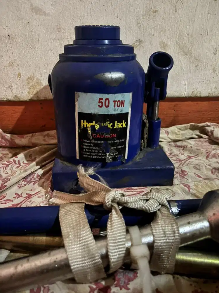 dongkrak botol hidrolik kapasitas 50 ton,