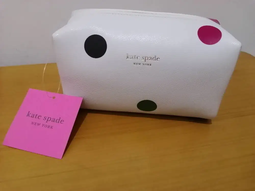 Kate spade cosmetic case NEW WITH TAG ORIGINAL