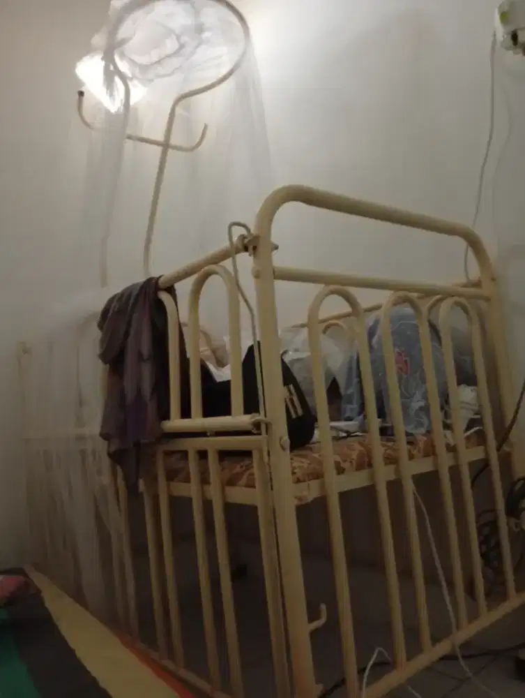 Ranjang Bayi Lawas Siap Pakai