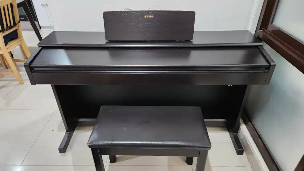 Yamaha Arius YDP 145