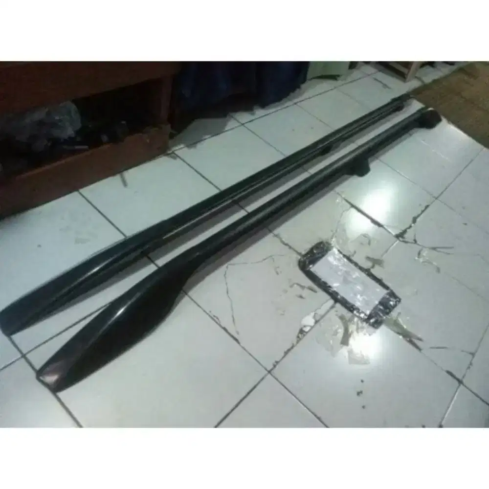 Roof rail kondisi copotan
