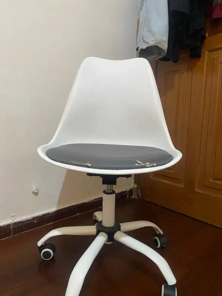 Kursi Belajar Uhuy