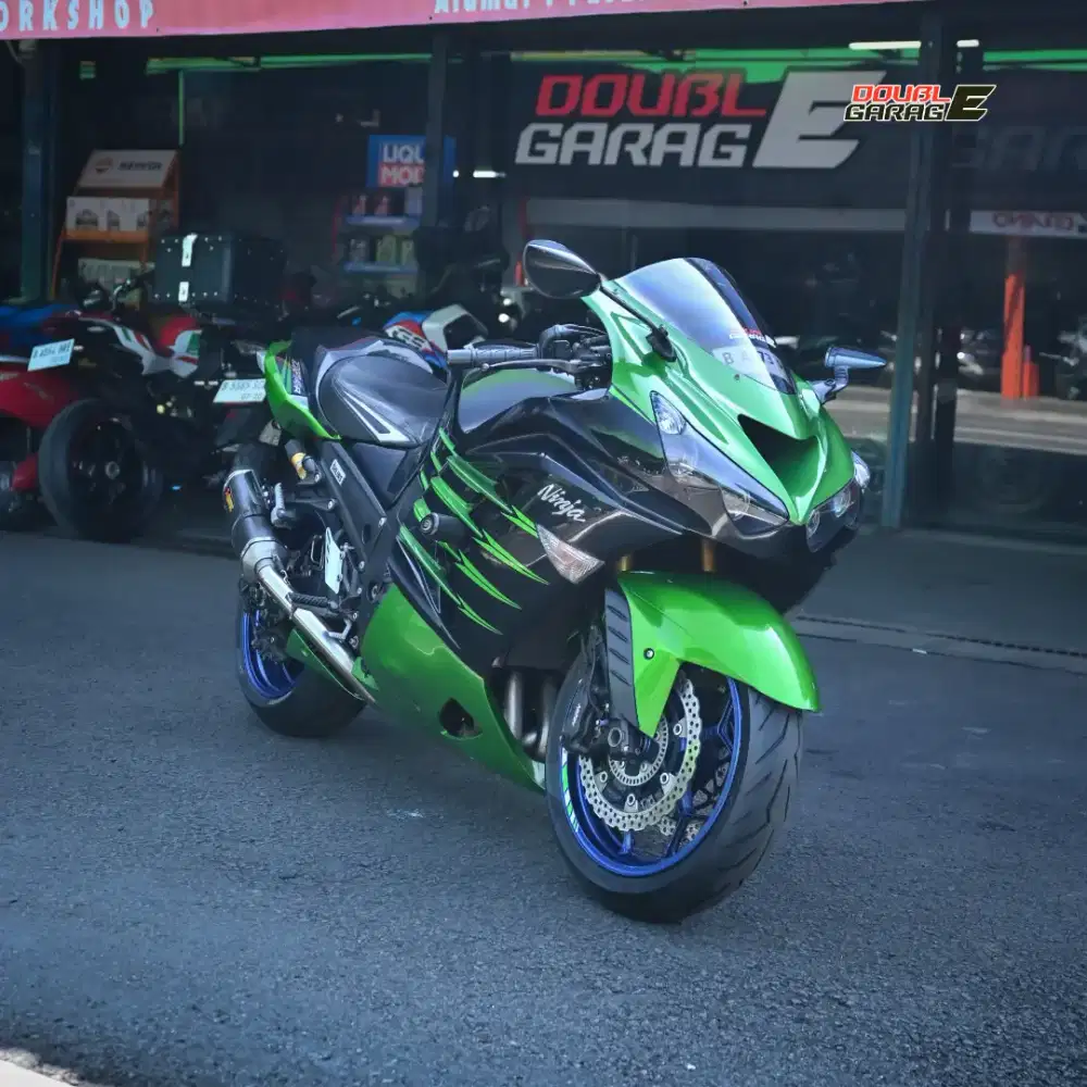 KAWASAKI ZX14 R OHLINS HIJAU 2013 KONDISI MULUS
‎