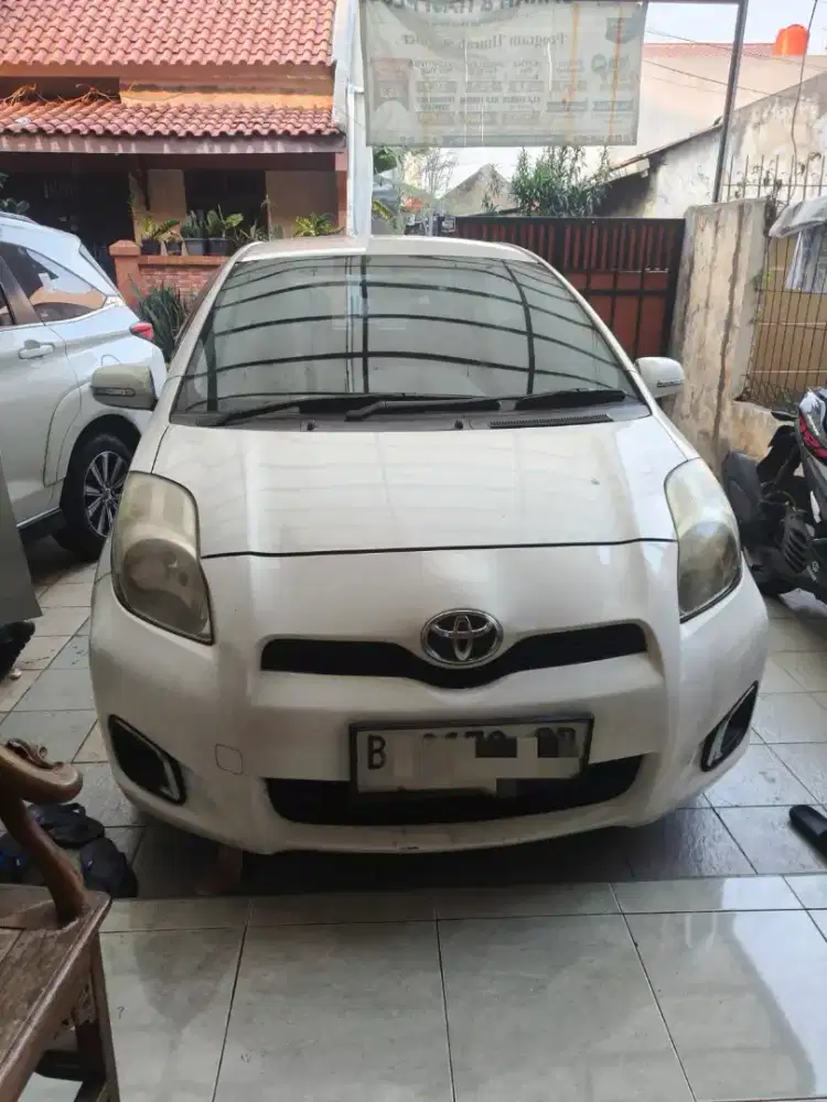 Dijual Cepat Yaris Bakpao 2013