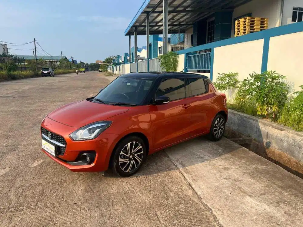 SUZUKI SWIFT HYBRID 1.2 AT 2023