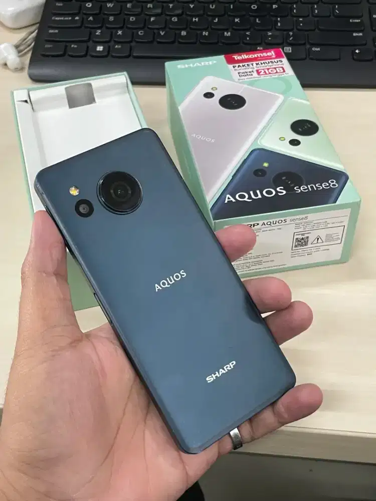 Sharp aquos sense 8 8/256 fullset