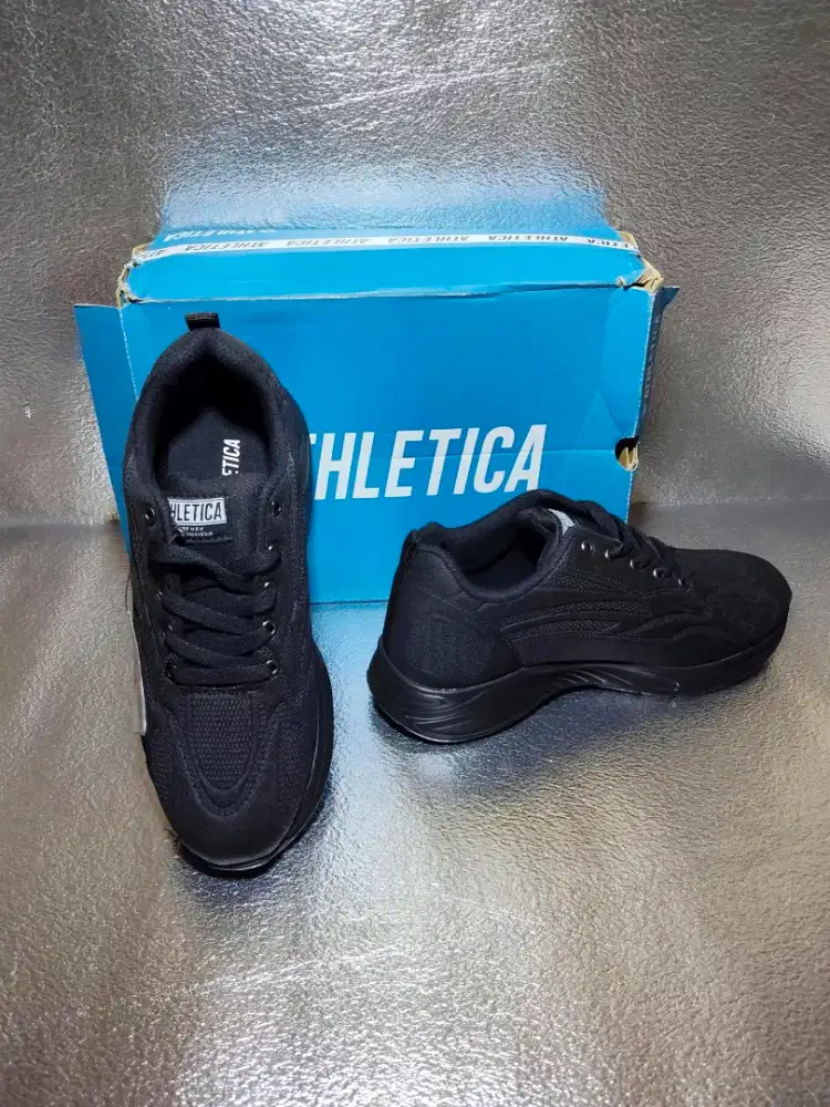 Sepatu Athletica RBS Slayerz Black