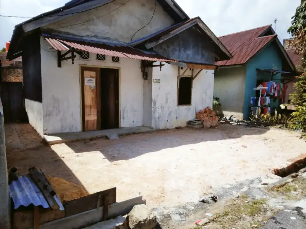 DI JUAL RUMAH INI MASIH DALAM KOTA PEKANBARU