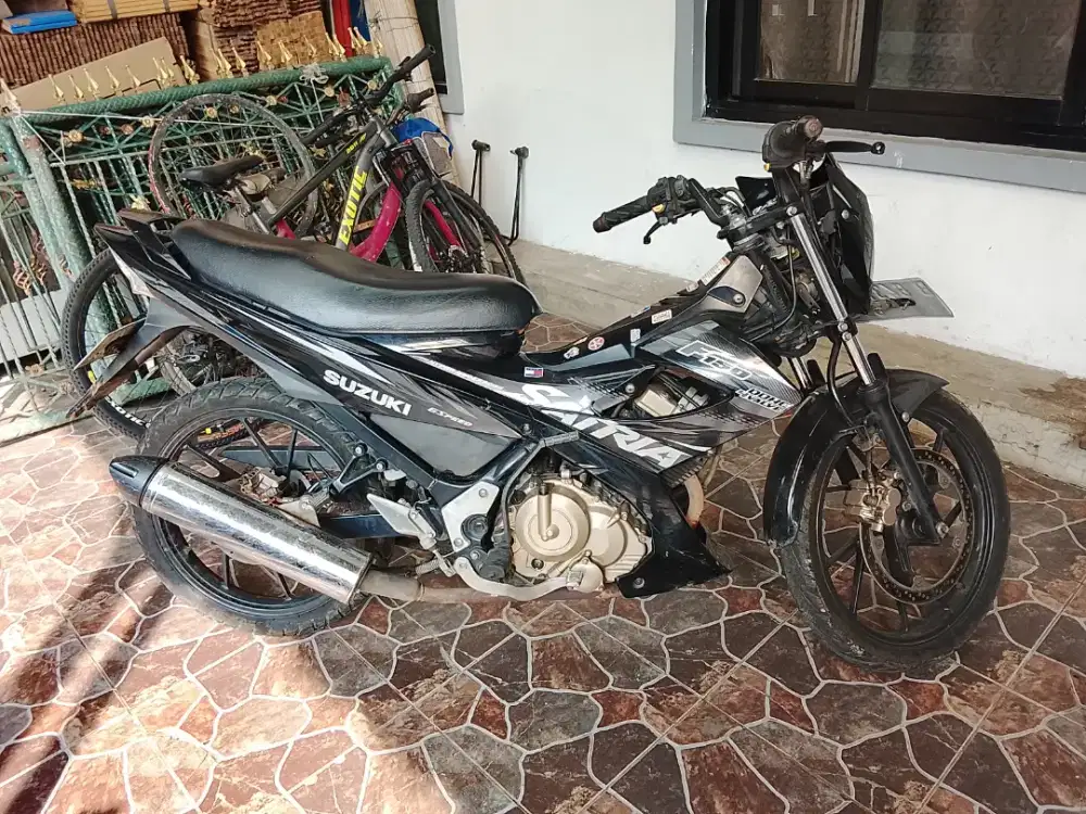 Satria FU 150 2013 Mulus Orisinil KM Rendah Jarang Dipakai SS Lengkap