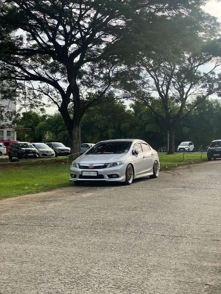 Honda Civic 2012 Bensin