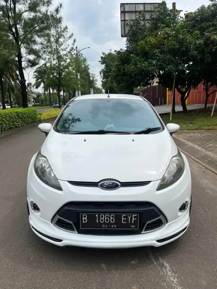 Dijual Ford Fiesta S 1.6 Matic Good Condition