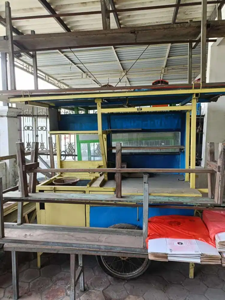Gerobak Jualan Serbaguna