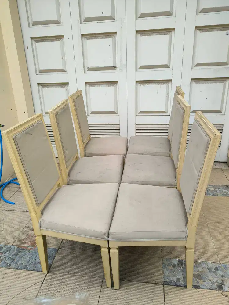 Kursi Pasangan Meja Makan  (Dekoruma)