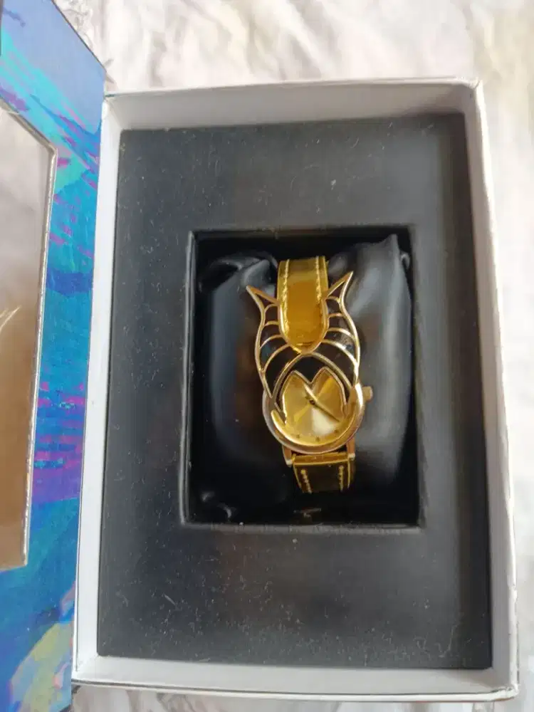 Jam tangan limited edition villains disney malficient