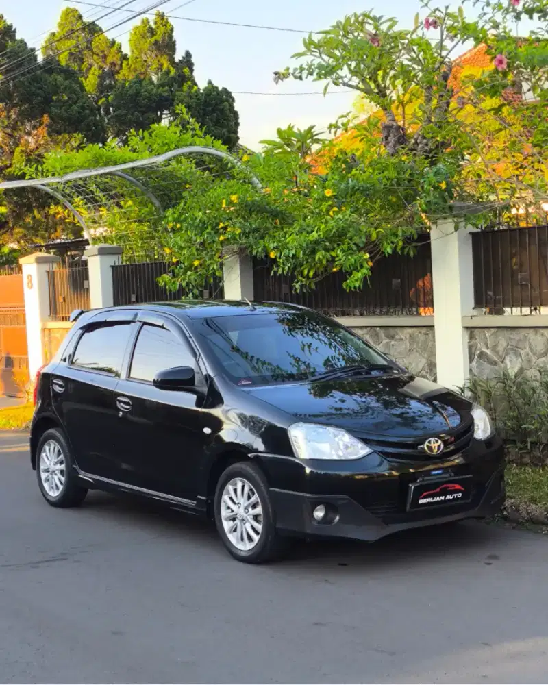 TOYOTA ETIOS VALCO G MT 2013