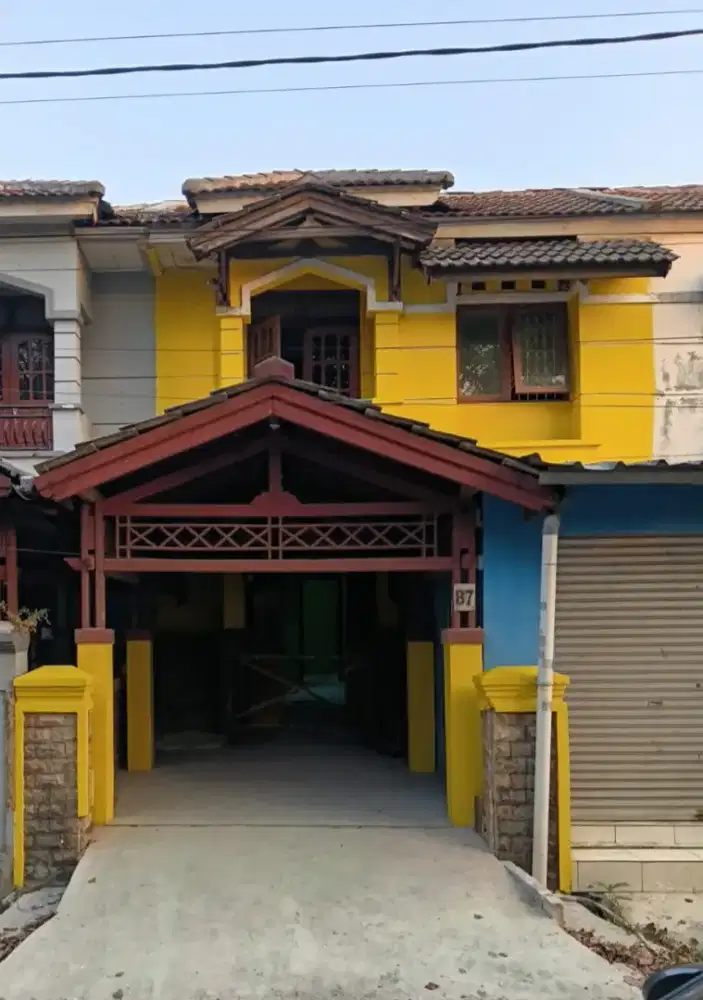 Di Kontrakan rumah 2 lantai bulanan atau tahunan