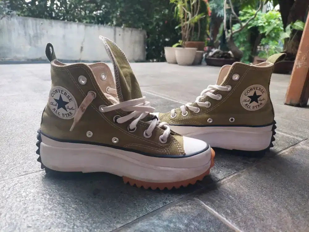 Converse Run Star Hike Platform High A05700C