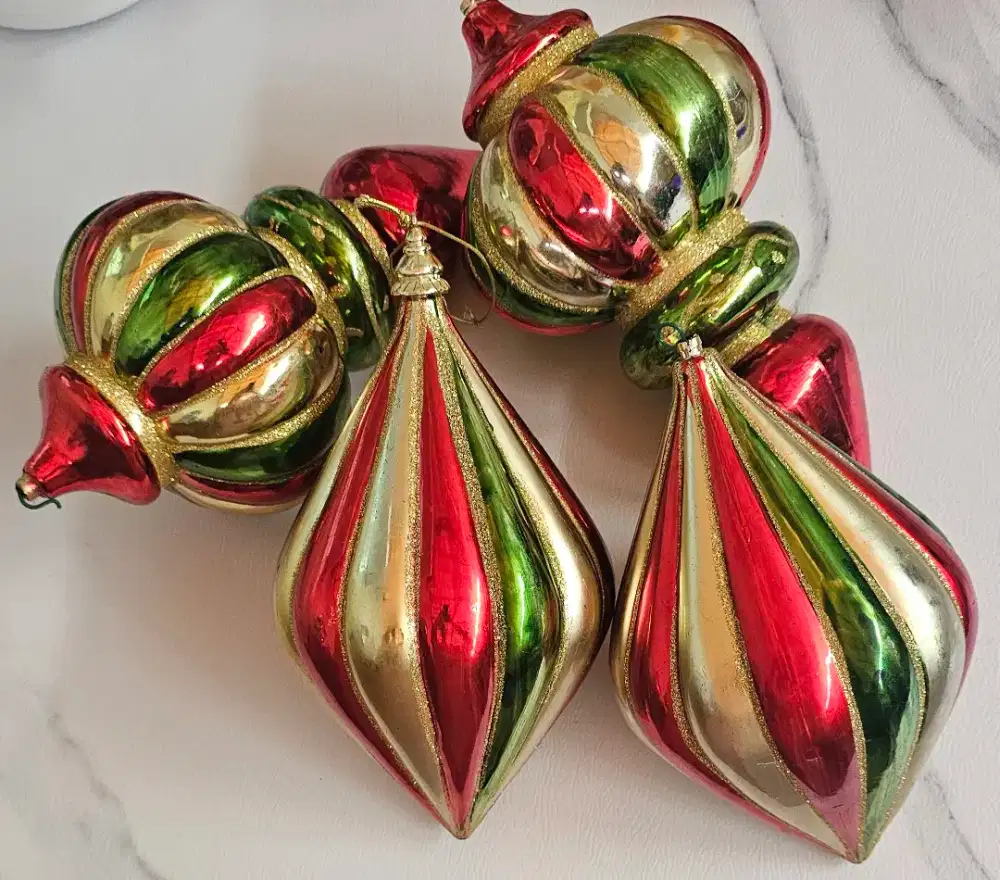 Ornamen Natal Finial 2 model mix