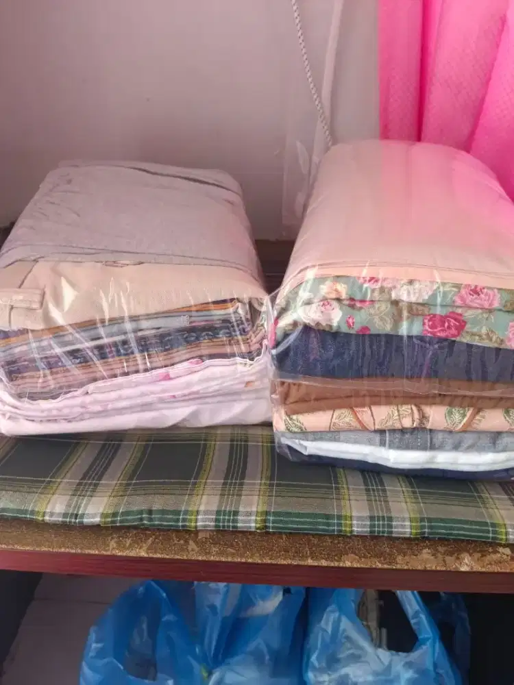 Dibutuhkan pekerja untuk setrika