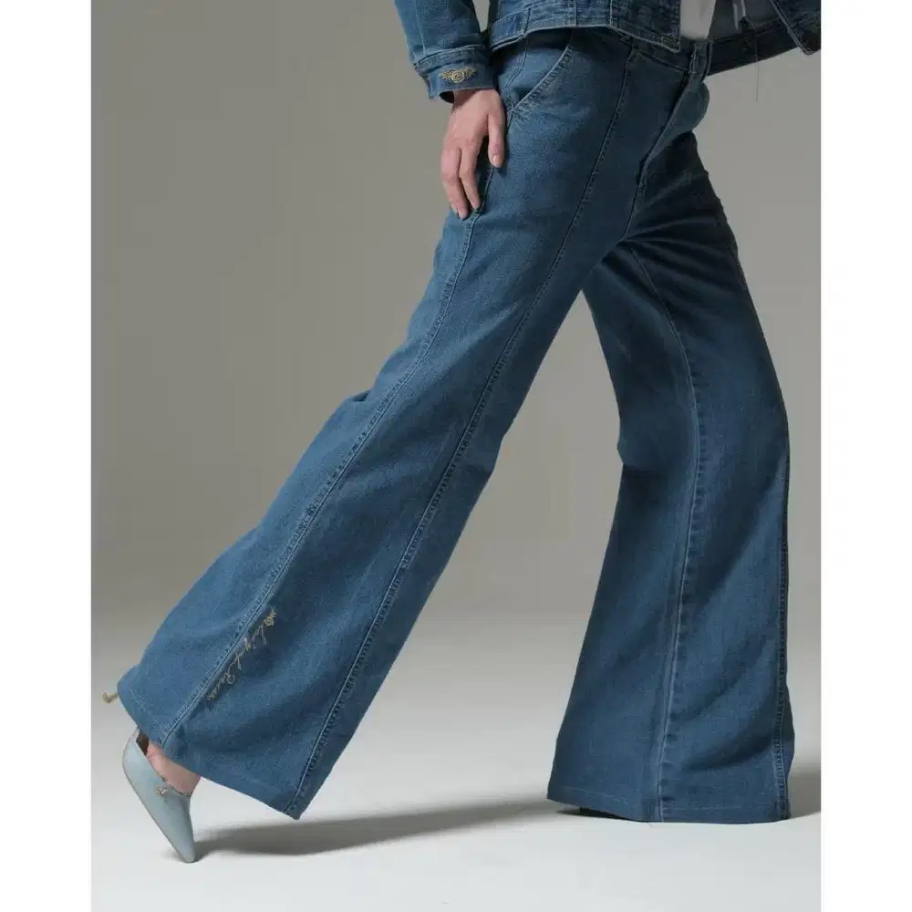 Celana jeans ayudyahandari
