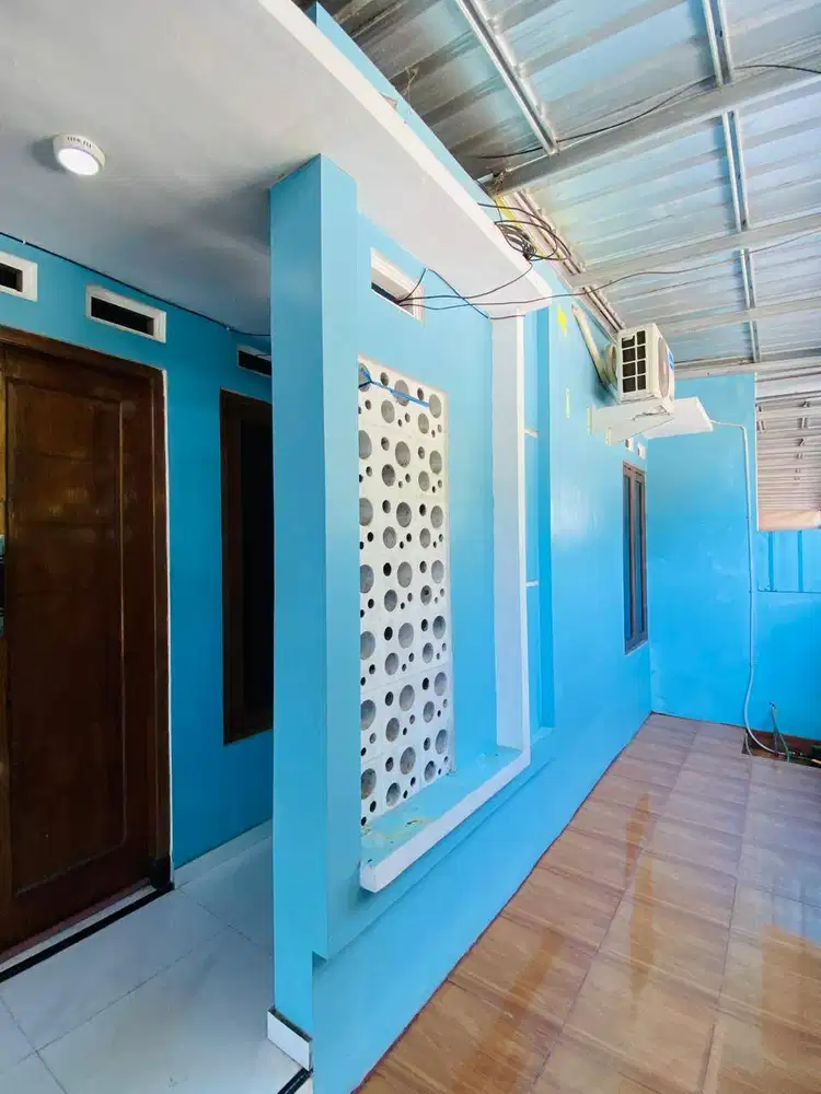 Dijual rumah luas sudah ada AC dan internet