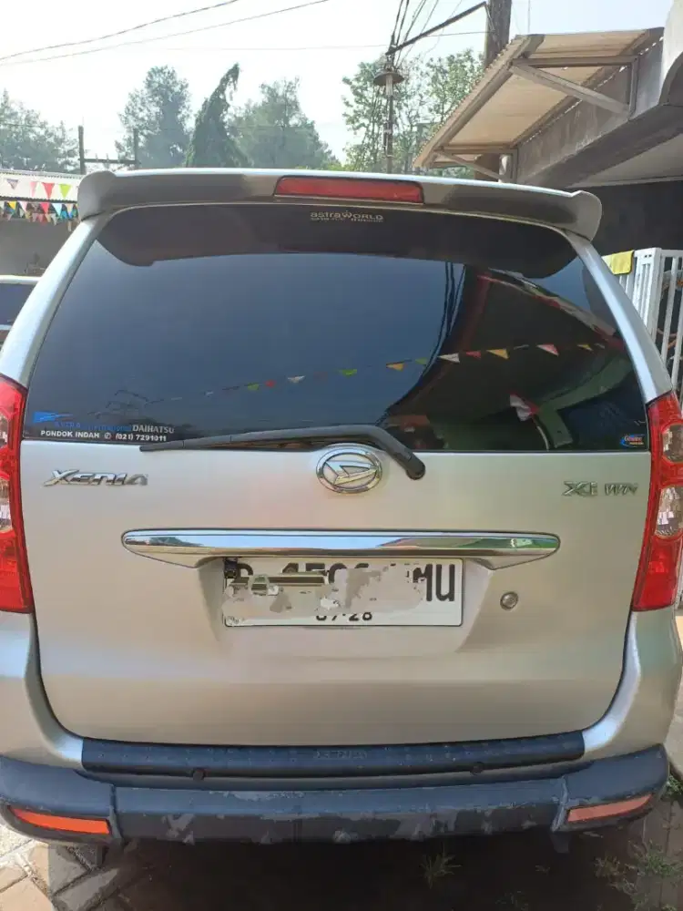 Daihatsu xenia 2010