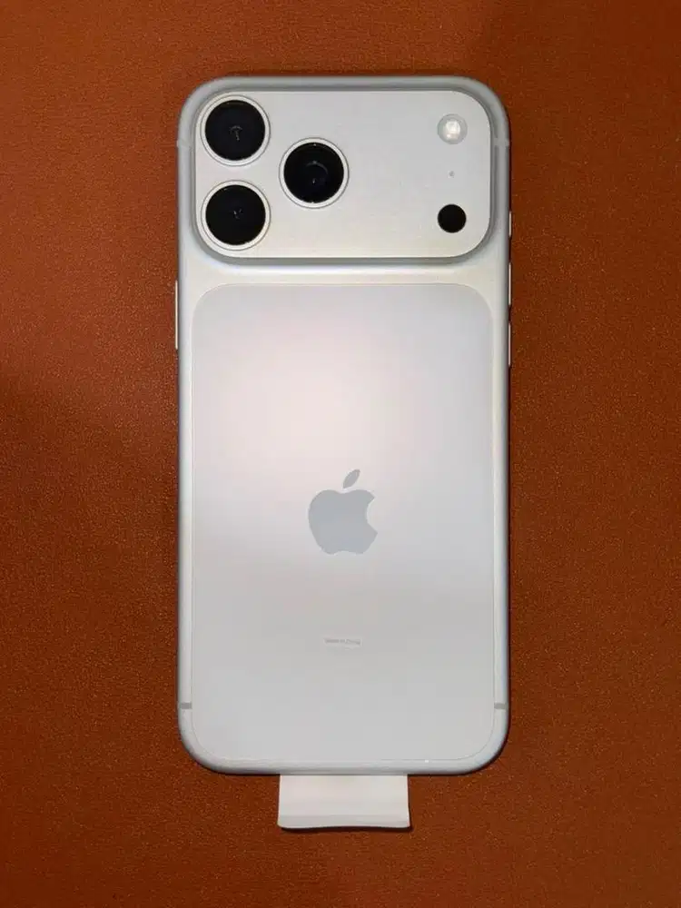 IPhone 17 Pro max Silver BNOB IBOX