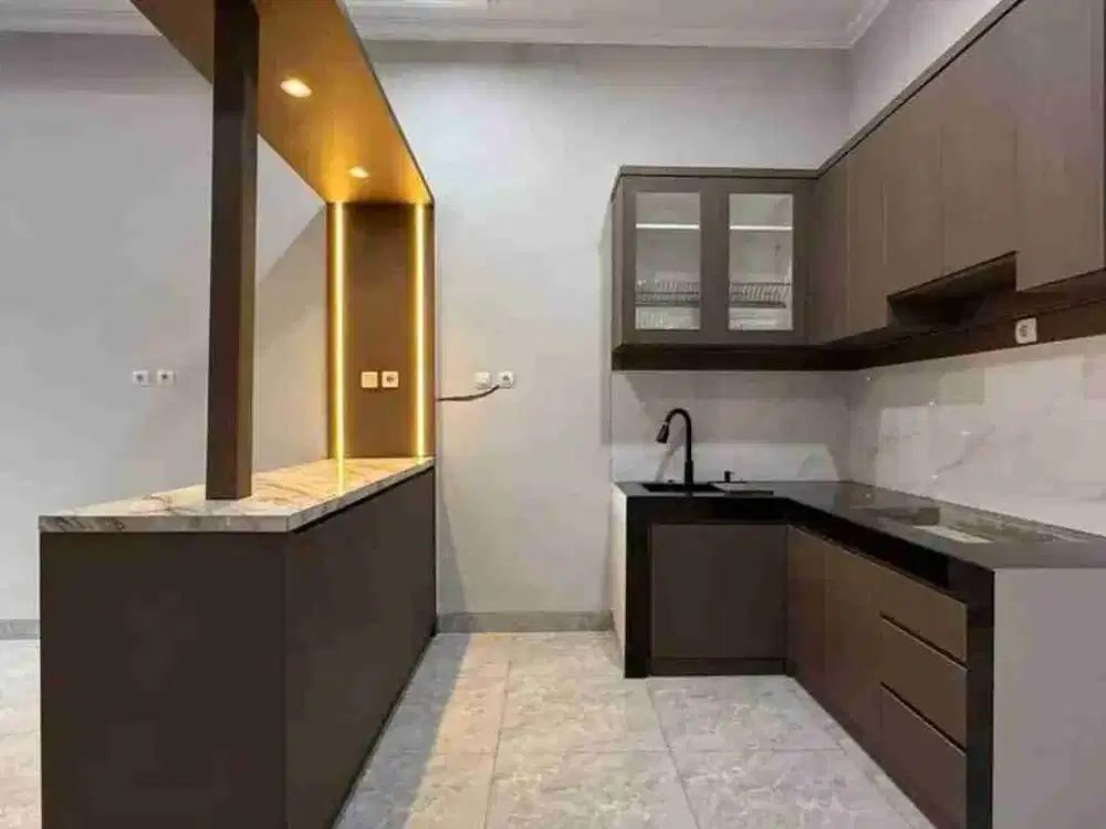 DIJUAL RUMAH GONDRONG KENANGA CIPONDOH TANGERANG