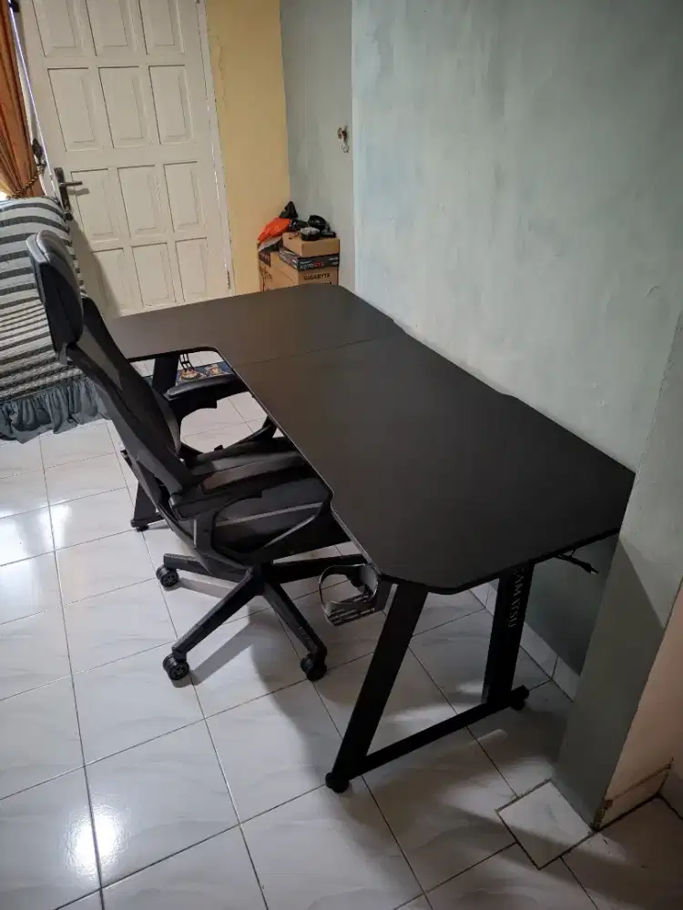 pc meja + kursi gaming informa amatsu kaze