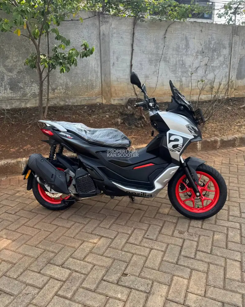 APRILIA SR GT 200 2022 BERGARANSI